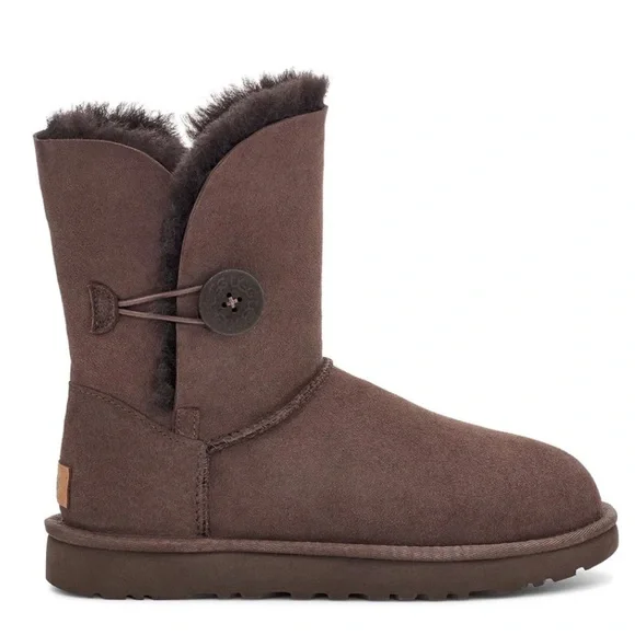 UGG Women's Bailey Button II Chocolate Brown Boots Size - Picture 1 of 12